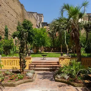 Hostal Hopestel Secret Garden
